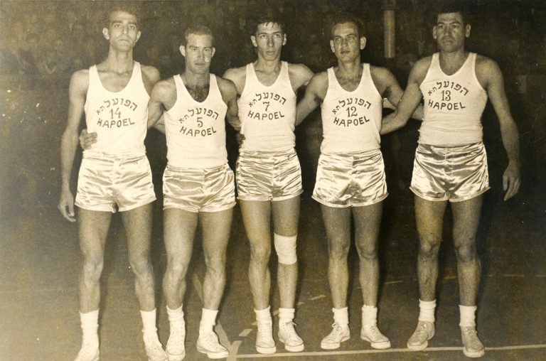 Hapoel-tel-aviv1960-1962-768×508